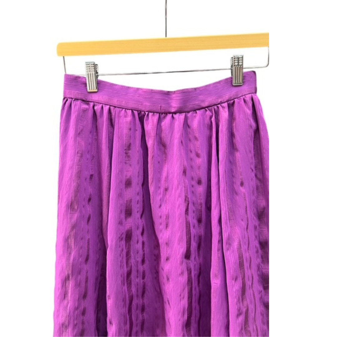 ストライプジャガードスカート◇光沢のあるストライプ柄が華やかな印象のスカート