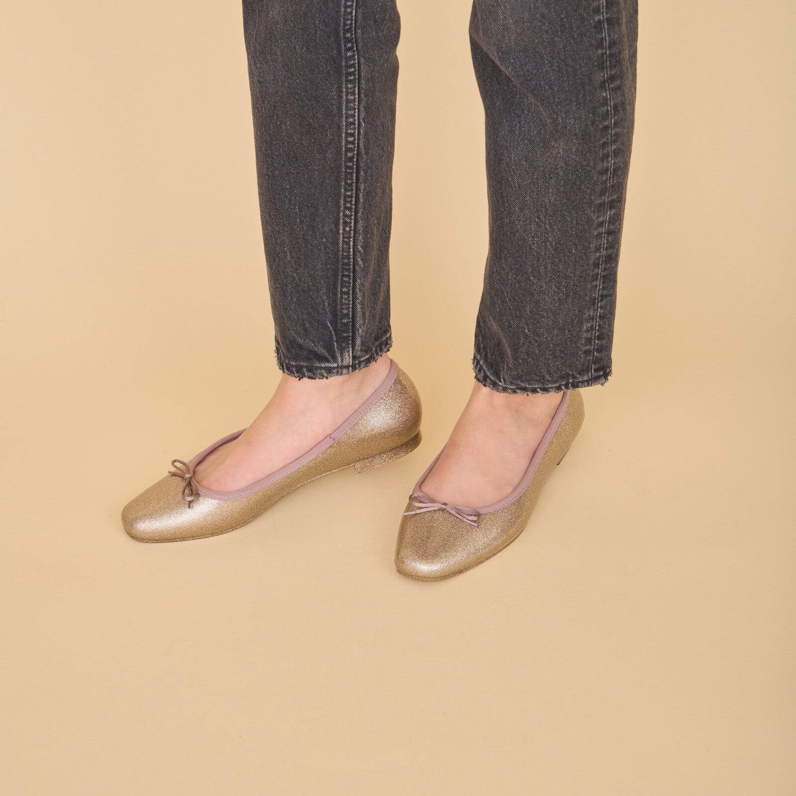 レディース シューズ/ シューズ/ EMMA GLITTER (CHAMPAGNE)