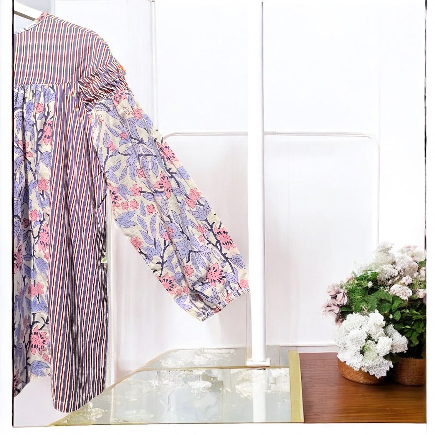 コットンボイル フローラルミックス・タッセルブラウス 2025新作 S/S インド製