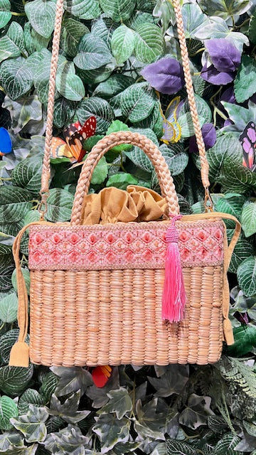 タッセル付きデコラティブバスケットバッグ｜ハンドメイド夏カゴバッグ（2WAY仕様）