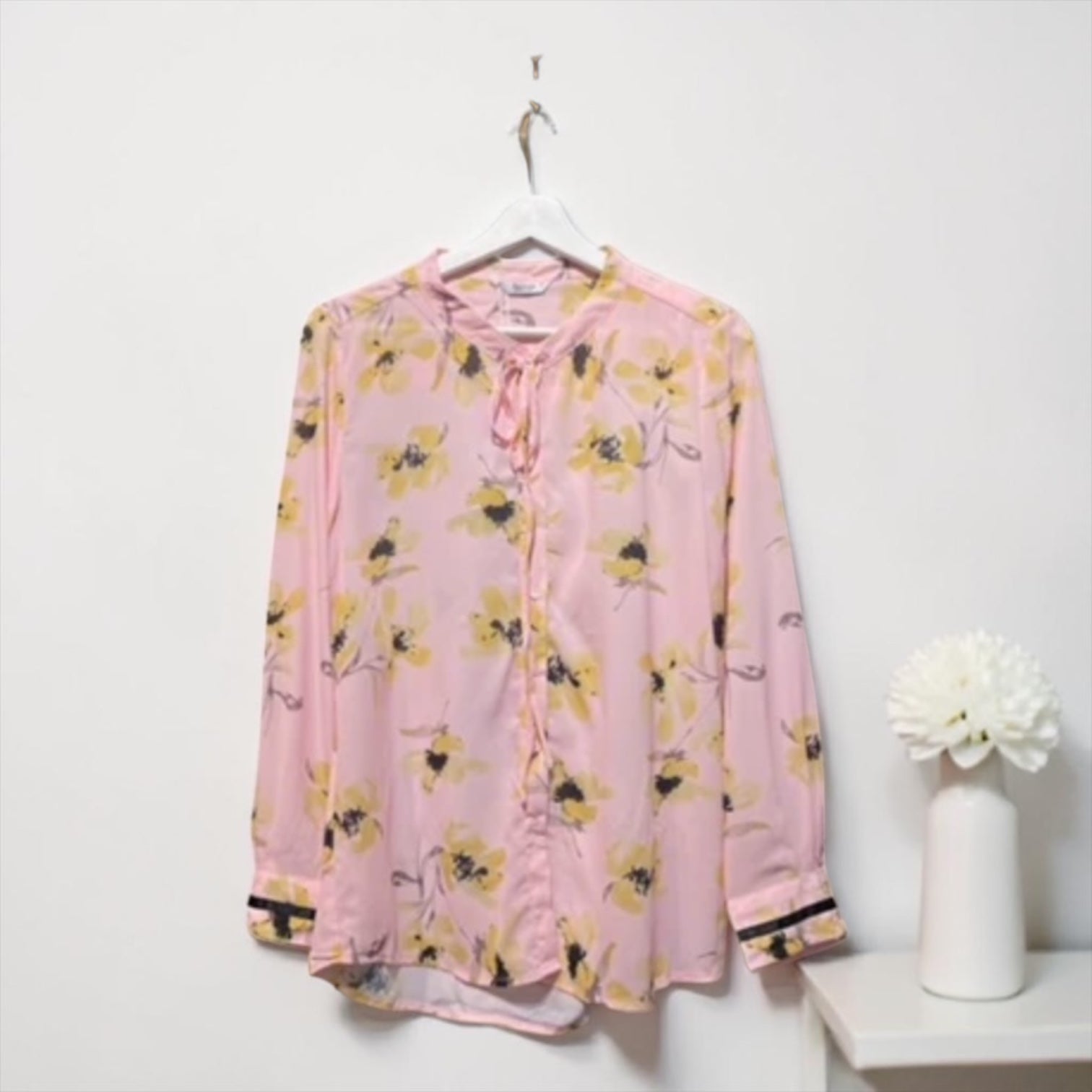 フラワーリボンブラウス