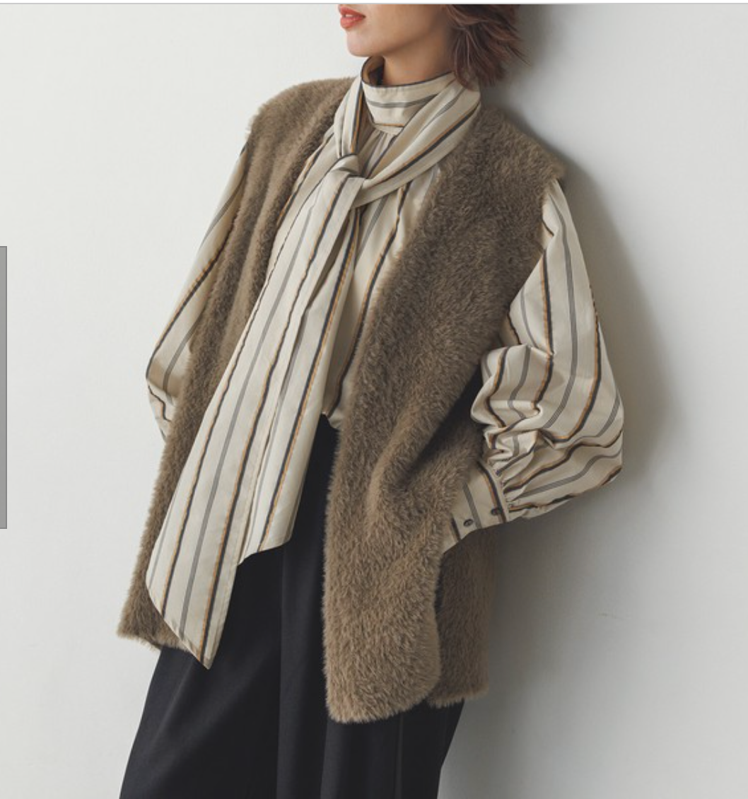 シャギーニット ベスト 2024新作 A/W　　