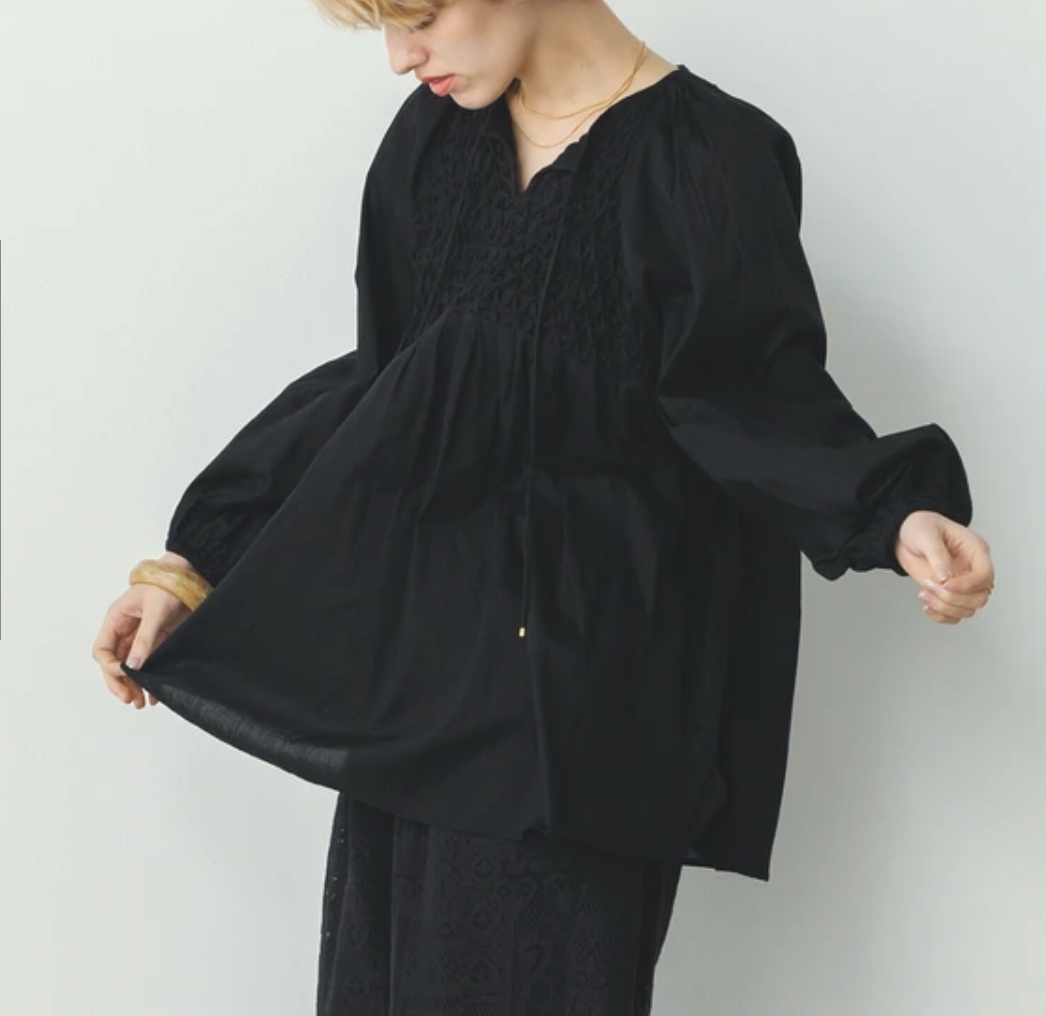 キャンブリックボイル スモッキングトップス