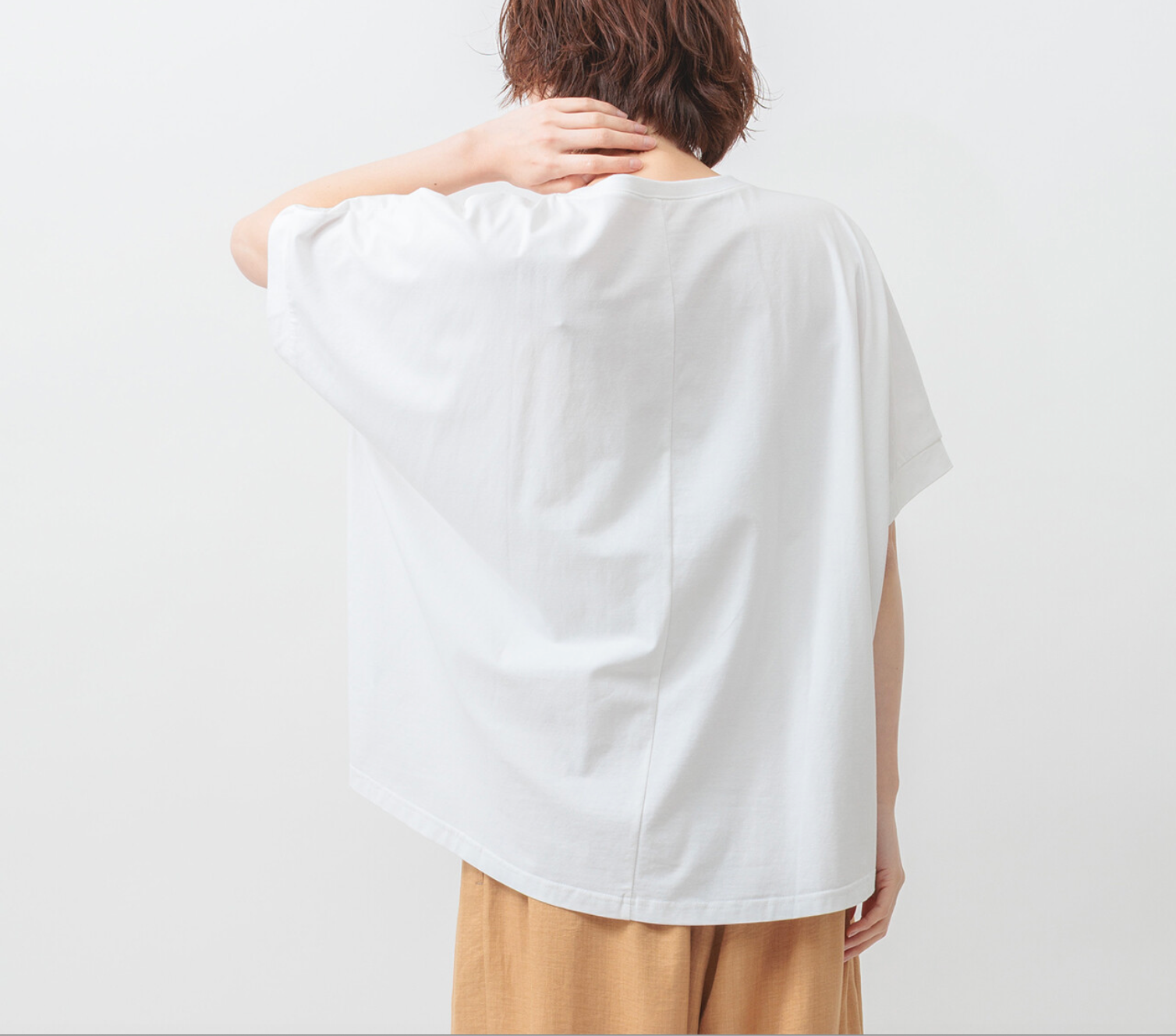 ゆるっときれい見えで動く◎接触冷感ドルマンT ラウンドヘム5分袖