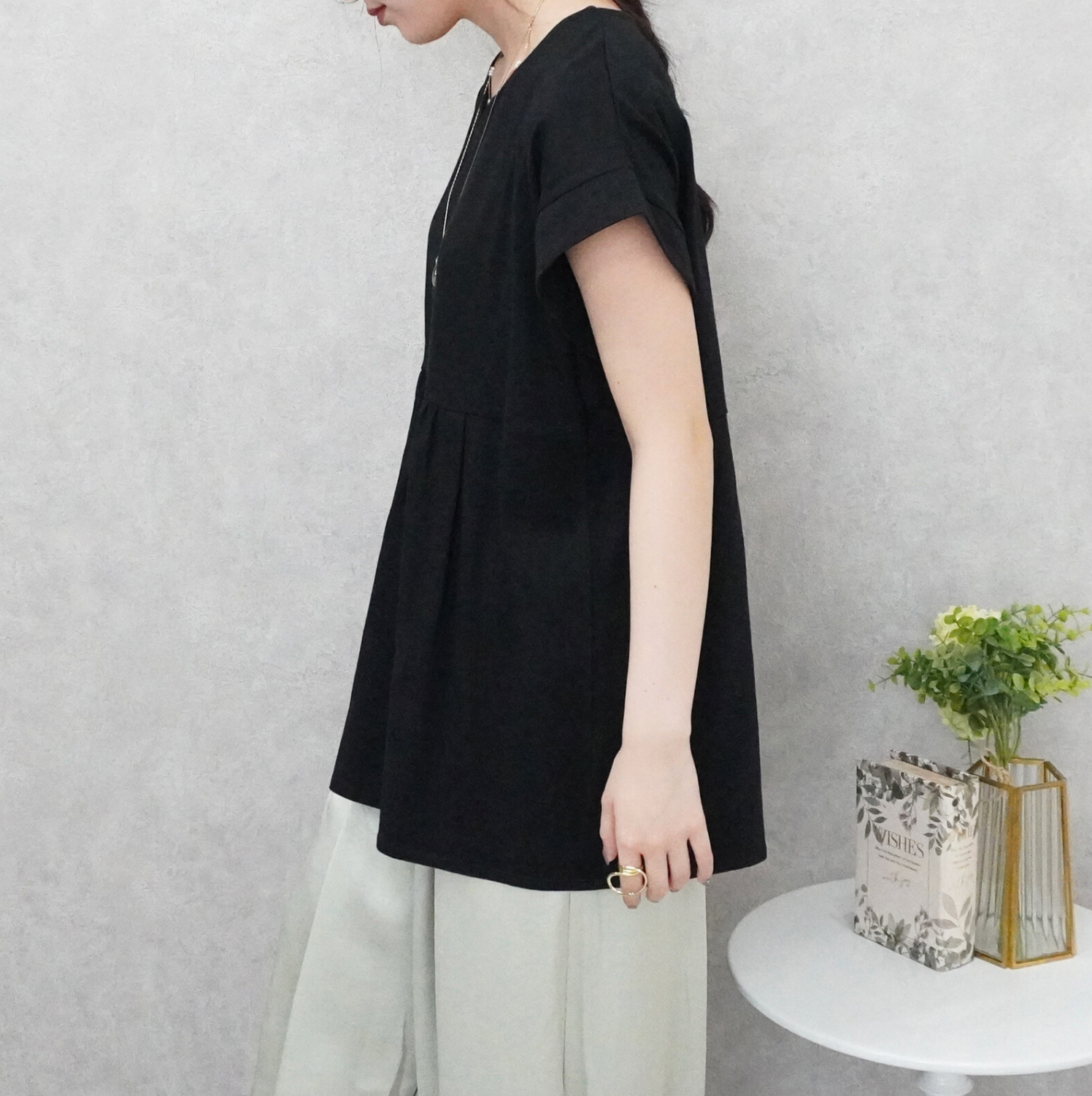 ミニVネックペプラムフレンチTシャツ キーネック カットソー