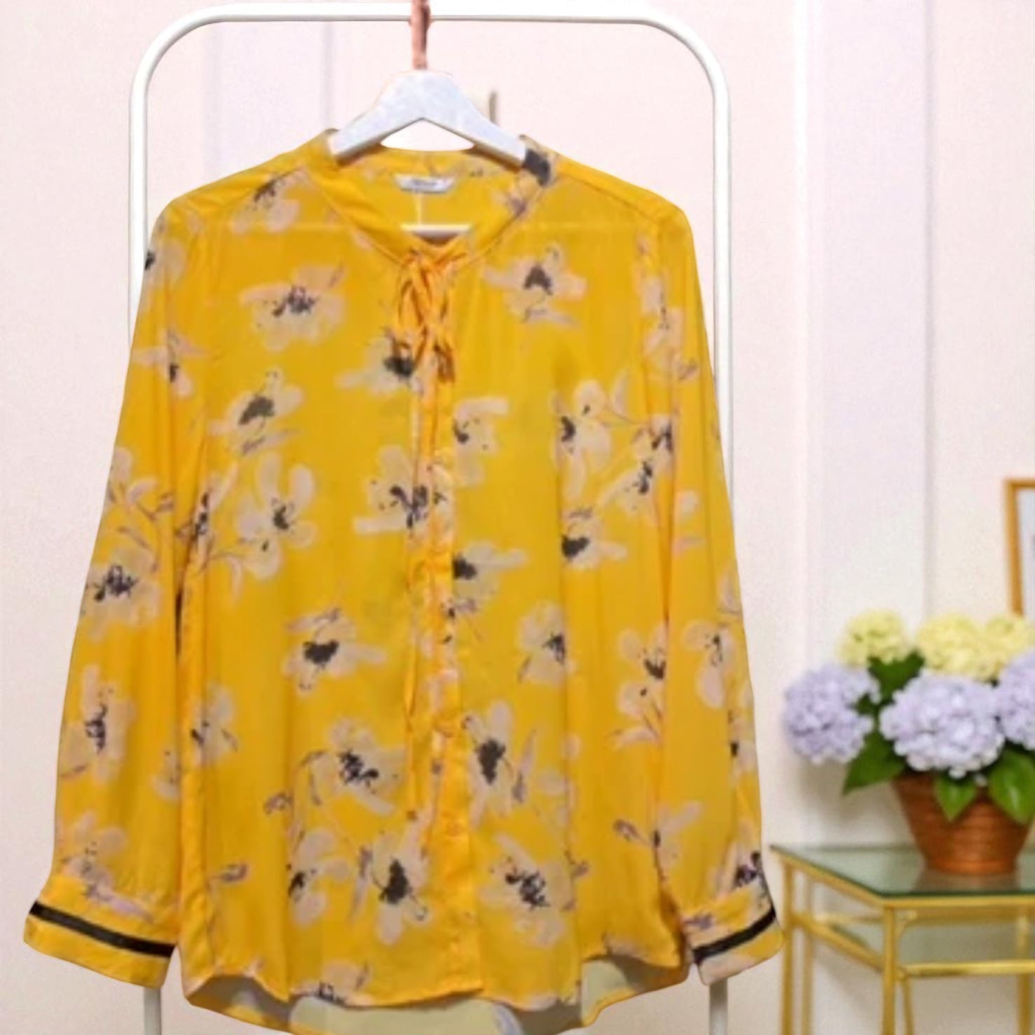 2025新作フラワーリボンブラウス