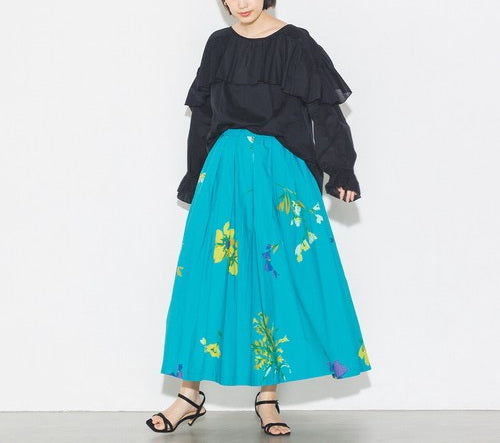 タイプライター 花柄タックスカート