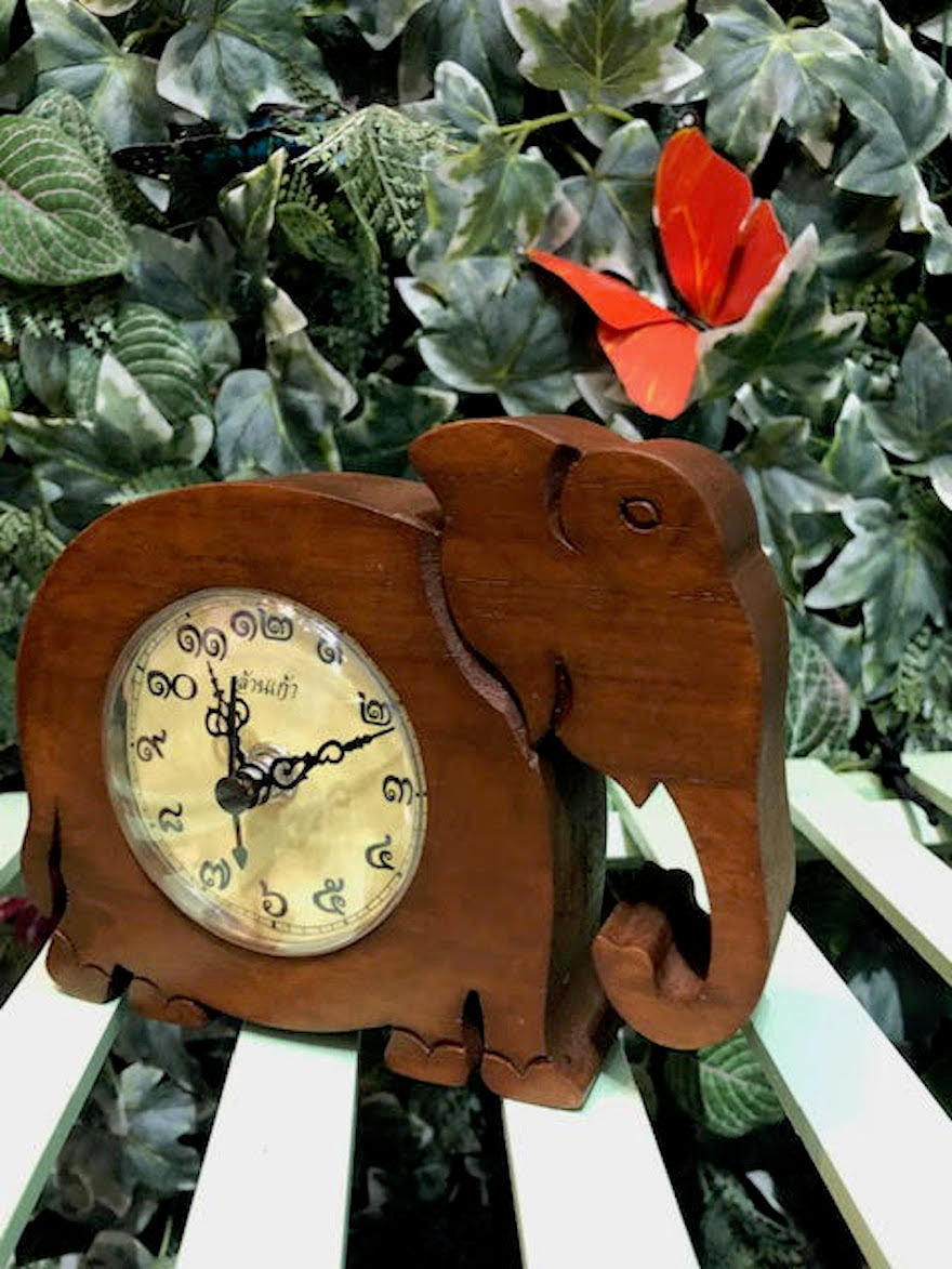 タイ文字 レトロ時計 (象）