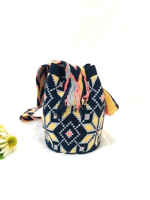 コロンビア製ワユーバッグ〈インナーポケット付き〉Wayuu Bag /L size 全3 色