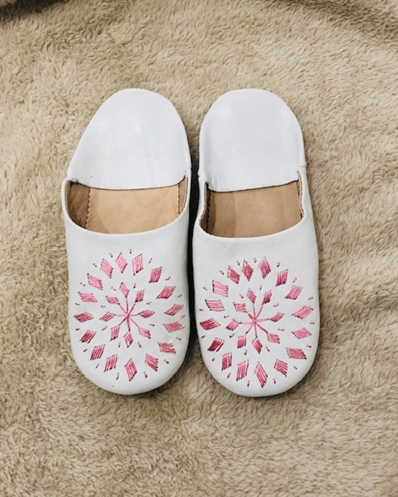 バブーシュ/レディーススリッパ /刺繍スリッパ/モロッコバブーシュ