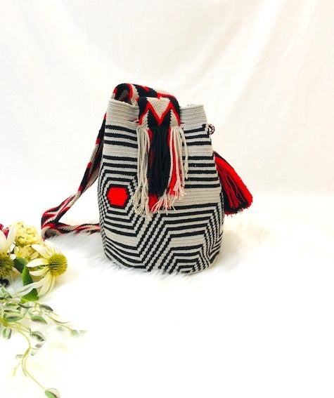 コロンビア製ワユーバッグ〈インナーポケット付き〉Wayuu Bag /L size 全3 色