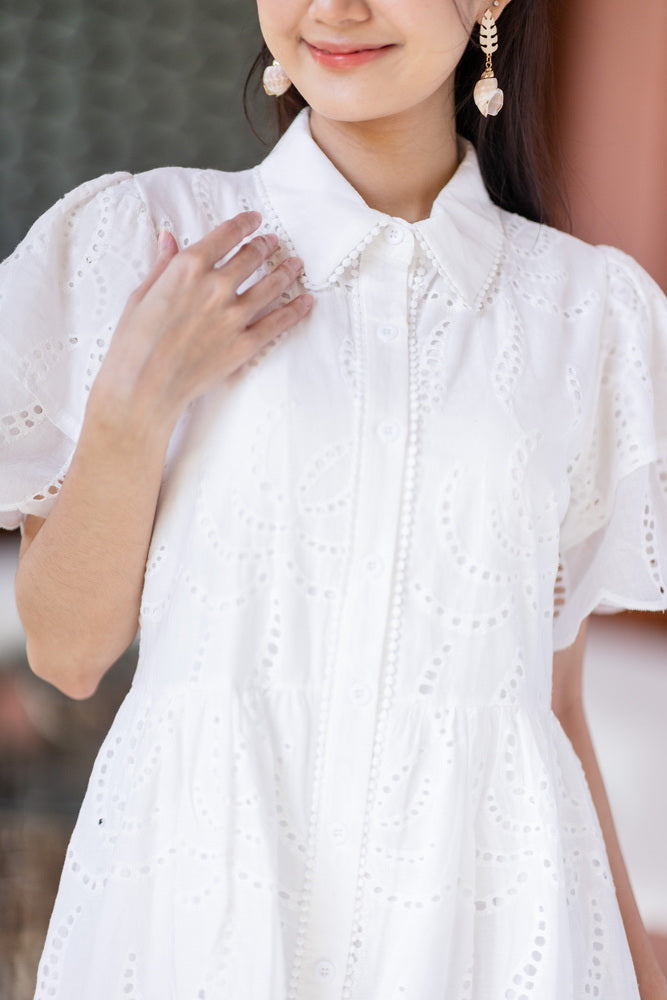 コットンレース　フロントボタンワンピース/ レースワンピース / レースワンピース/ロングワンピース /レース ロングワンピース/ 4色