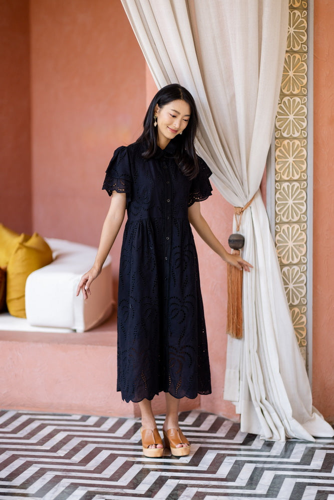 コットンレース　フロントボタンワンピース/ レースワンピース / レースワンピース/ロングワンピース /レース ロングワンピース/ 4色