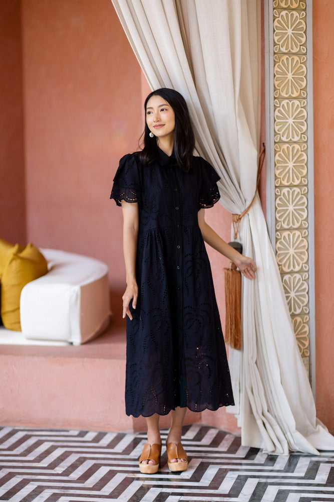 コットンレース　フロントボタンワンピース/ レースワンピース / レースワンピース/ロングワンピース /レース ロングワンピース/ 4色