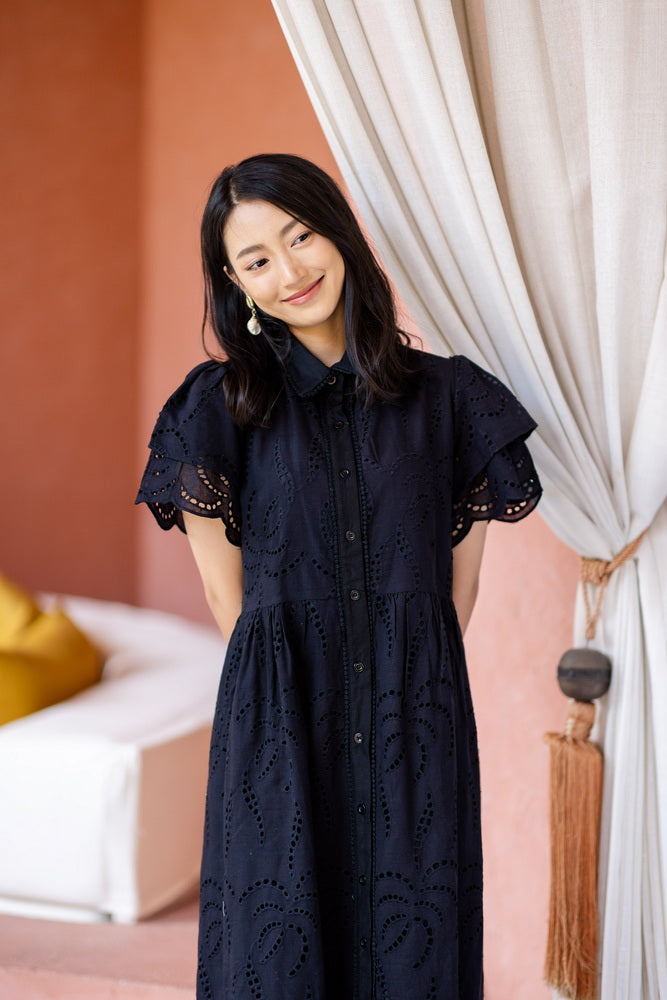 コットンレース　フロントボタンワンピース/ レースワンピース / レースワンピース/ロングワンピース /レース ロングワンピース/ 4色