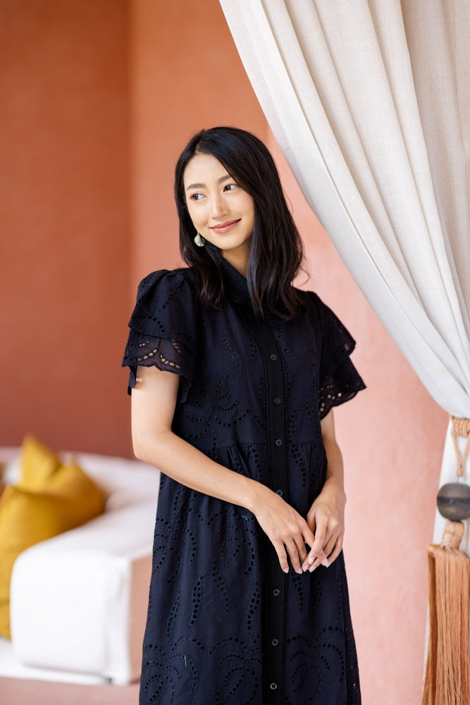 コットンレース　フロントボタンワンピース/ レースワンピース / レースワンピース/ロングワンピース /レース ロングワンピース/ 4色