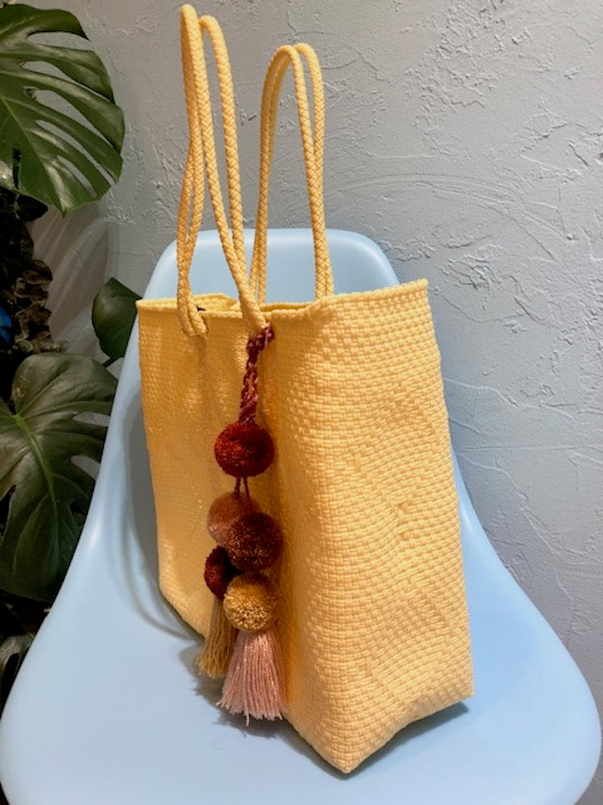 ミディアムハンドル メルカドトートバッグ M7色 （M・ミディアムハンドル）ポンポンチャーム付き Mexican BAG M with Pompom charm 　